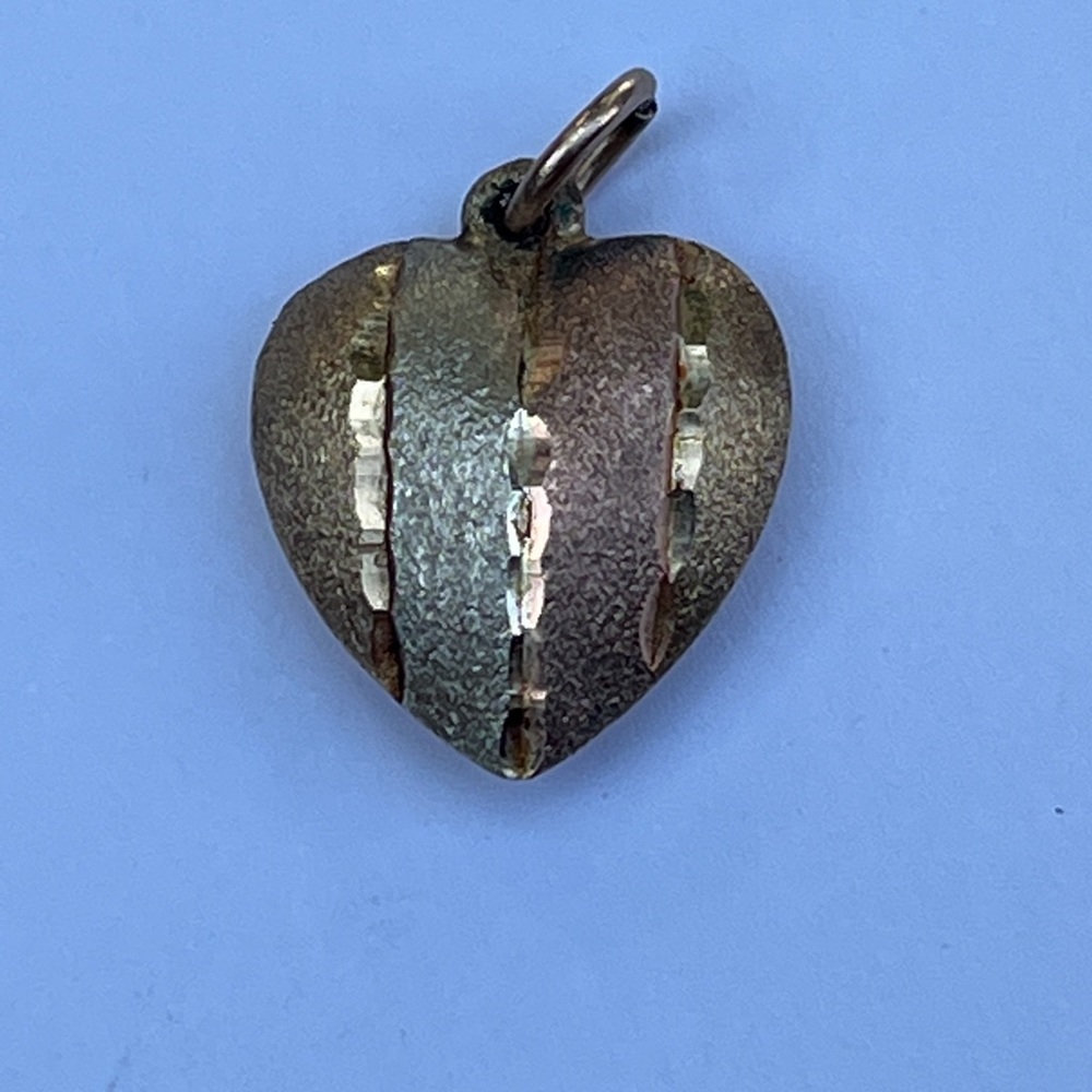 14K Gold Vintage Tri Coloured Heart